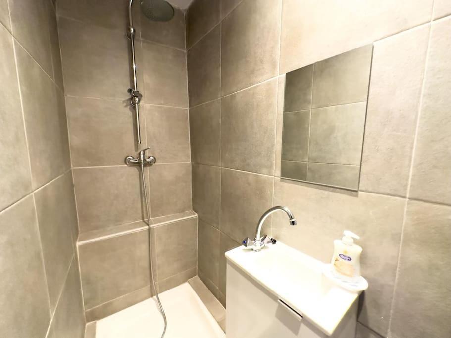 Appartement Cerf3-Centre Ville Meaux-Gare-Disney Esterno foto